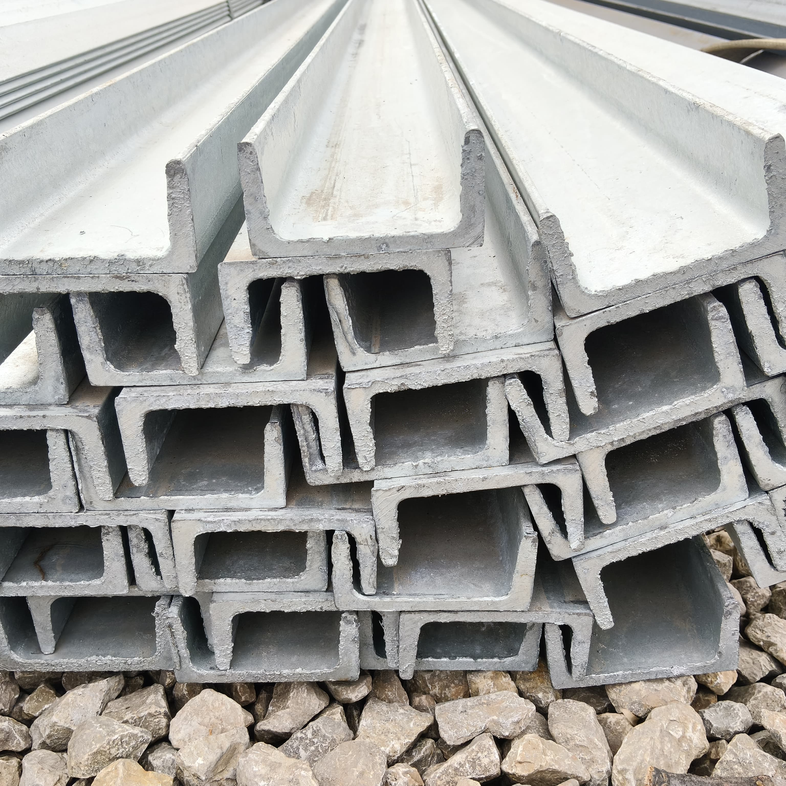 ASTM/EN/JIS Ready Stock Stainless Steel Channel | ASTM A36 U-Channel for Construction | Fast Shipping Worldwide factory