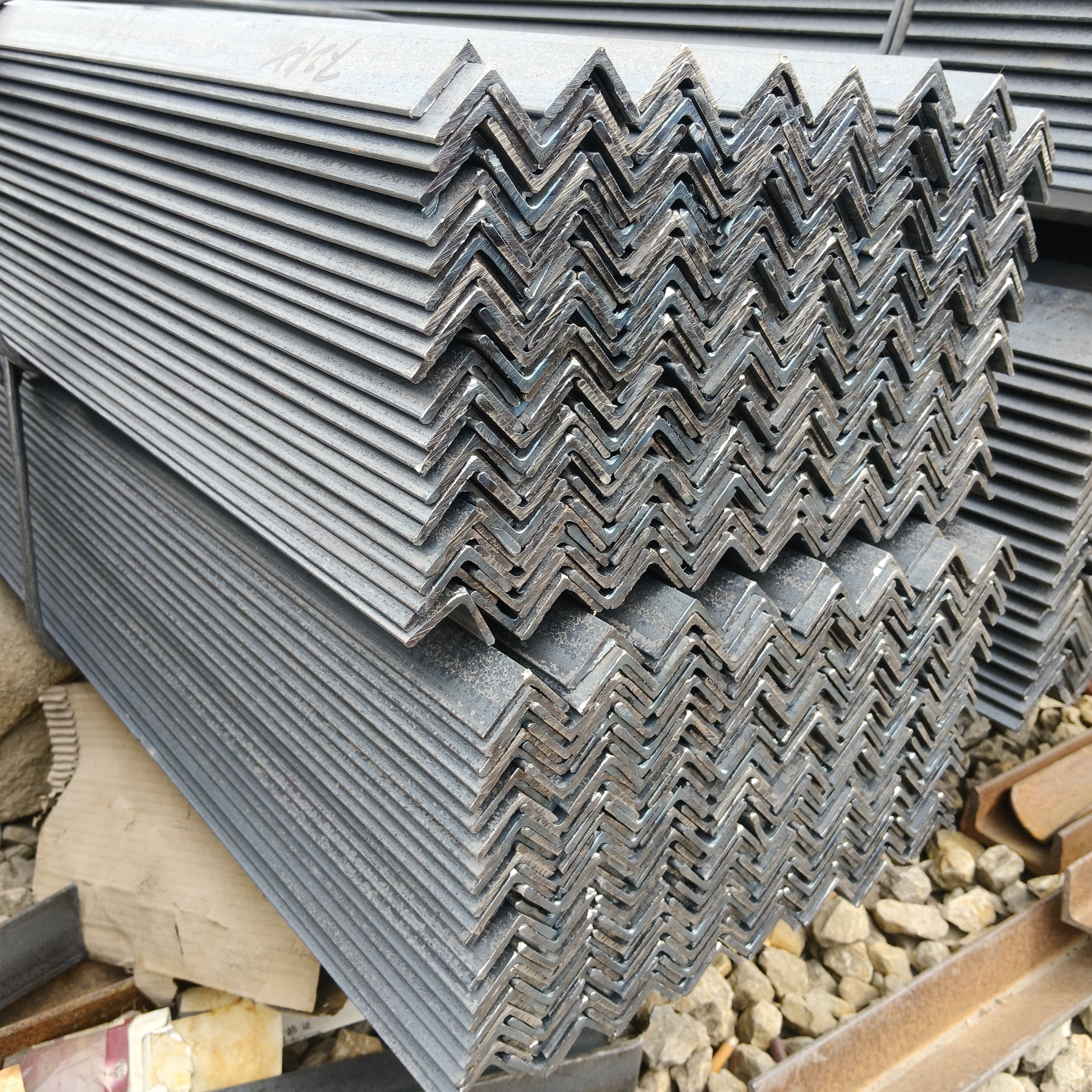 ASTM Standard פחמן ברזל זווית בר/פינת פלדה ספק שווה או לא שווה
